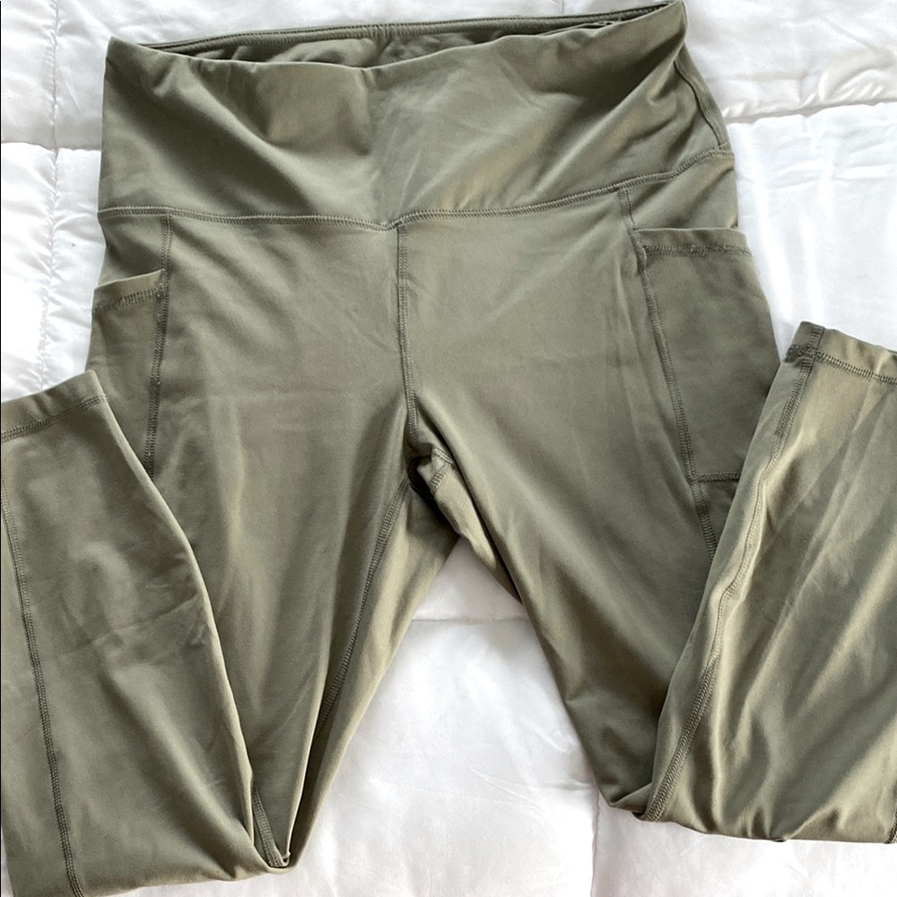 Olive Green High-Waisted Leggings 90 Degree by Reflex XL